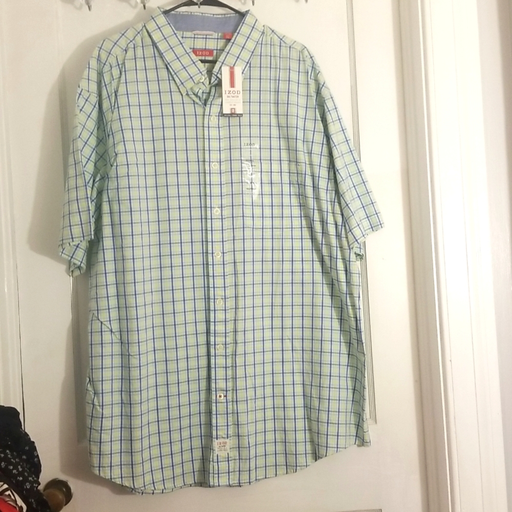 IZOD Mens shirt
